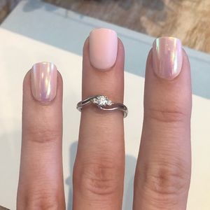 10K White Gold Diamond Ring, 3 Diamond Setting